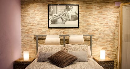 Room in Guest Room - Vacarisses- Torreblanca Estación