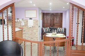 Chambre, 1 chambre, fumeur, piscine privée | Intérieur