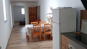 Rumah, 3 kamar tidur, patio | Tempat makan