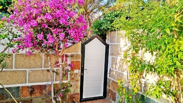 Chalet, 2 Bedrooms, Smoking, Terrace | Property grounds