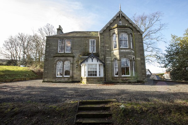 House | Exterior