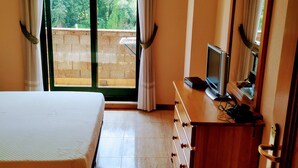 Room - Attic Samil 3 Bedroom in Front of the Beach (Vigo)