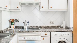 Private kitchen - Attic Samil 3 Bedroom in Front of the Beach (Vigo)