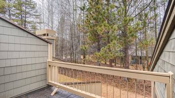 Condo, Multiple Beds (Quelah Condo - Unit 11) | Property grounds