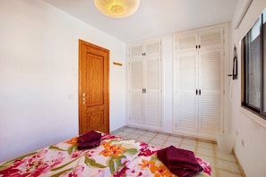 2 bedrooms - Holiday House With Pool in the South of Tenerife (Arona)