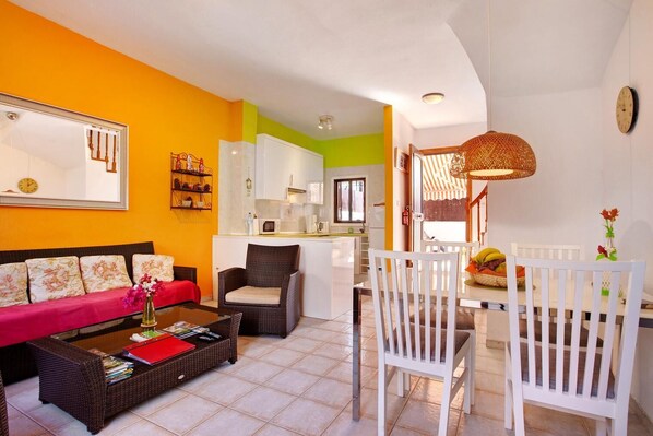 Living room - Holiday House With Pool in the South of Tenerife (Arona)