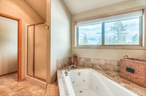 Casa, letti multipli (Vine Maple - Unit 30) | Bagno | Asciugamani