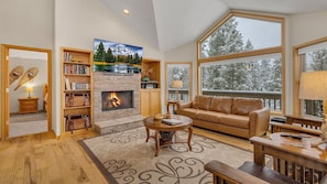 Casa, várias camas (Vine Maple - Unit 30) | Área de estar