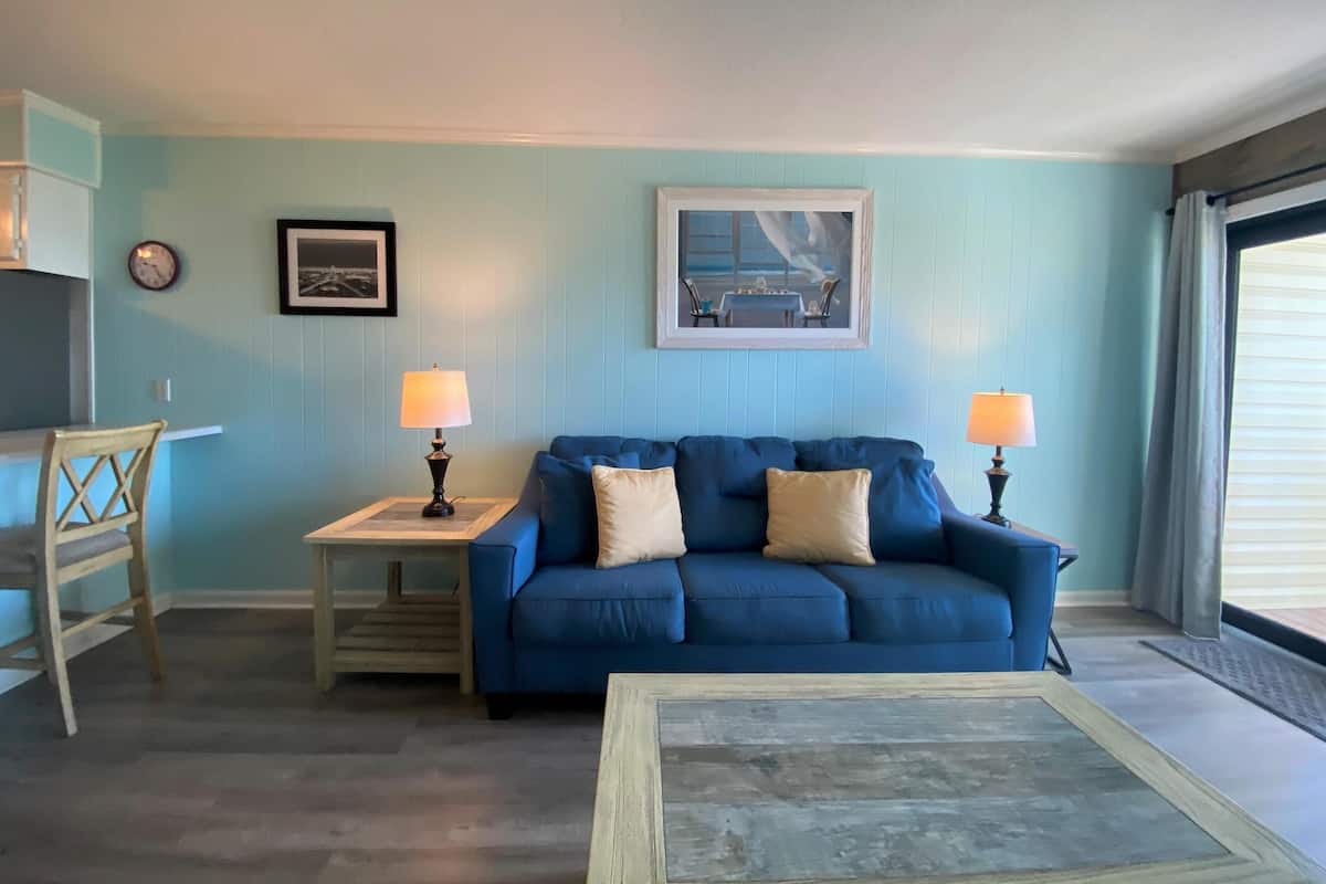 Villa, 2 Bedrooms, Ocean Front | Living room