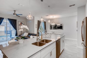 Condo, Multiple Beds (4802 LL Dream Getaway Luxury Townhome) | Interior