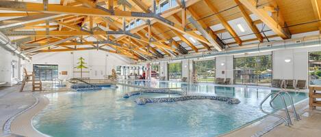 House, Multiple Beds (Acacia - Unit 2) | Pool