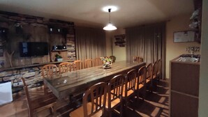 House, 6 Bedrooms, Smoking, Private Pool | Dining - Los Alisos Country House (Guadalix de la Sierra)