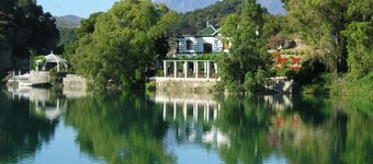 Rural Apartments Overlooking the Lake