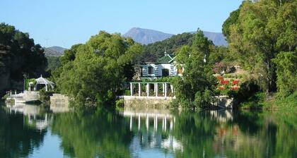 Rural Apartments Overlooking the Lake