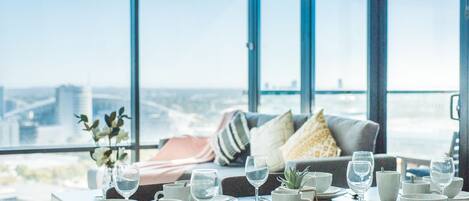 公寓 (3 Bedrooms) | 私人厨房 | 烤箱、厨具/餐具