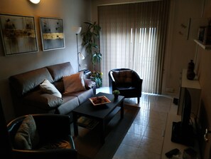 Apartment, 3 Bedrooms, Accessible, Smoking | Living room | TV