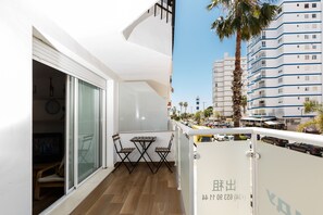 Property grounds - Beautiful and Modern 1b apt big Terrace 150 m From the Beach of Torre del Mar (Velez-Malaga)