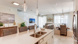 Unclassified image, 5 of 47, button - 4801 ML - Ideal Retreat Townhome Oasis With Pool (Kissimmee)