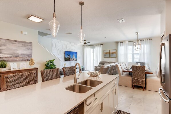 Condo, Multiple Beds (4801 ML - Ideal Retreat Townhome Oasi) | Interior