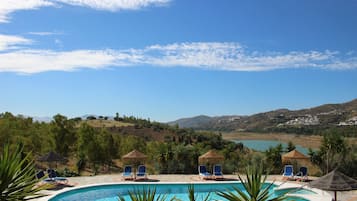 Maison, 2 chambres, fumeur, balcon | Piscine