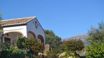 House, 2 Bedrooms, Smoking, Balcony | Exterior