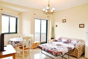 1 bedroom, iron/ironing board, bed sheets