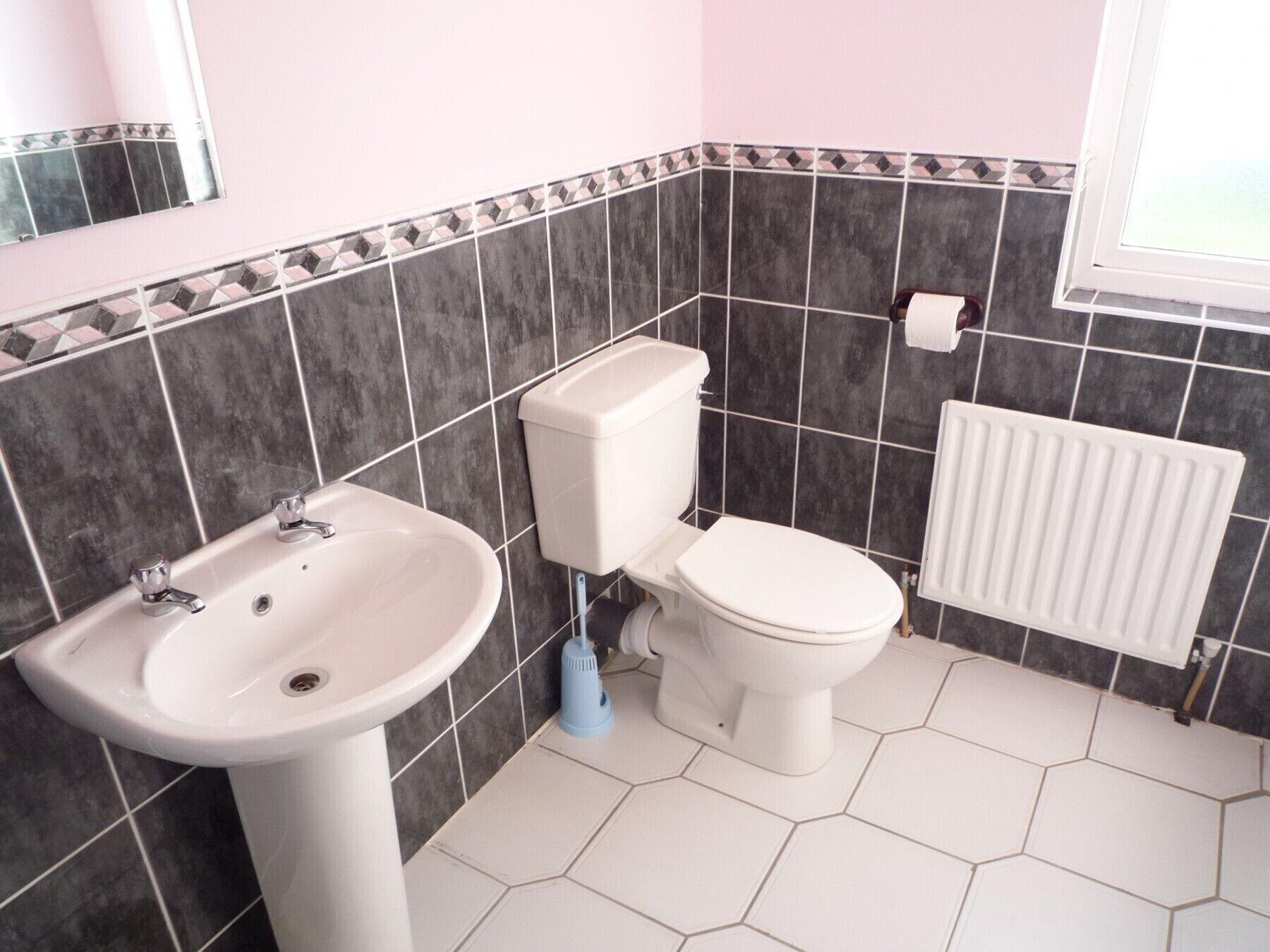 House, 3 Bedrooms, Fireplace | Bathroom | Shower, towels