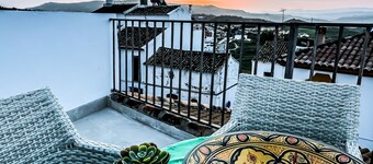 Lemon Tree Patio-mountain View, Delightful Home in Olvera-cadiz-andalucia-spain