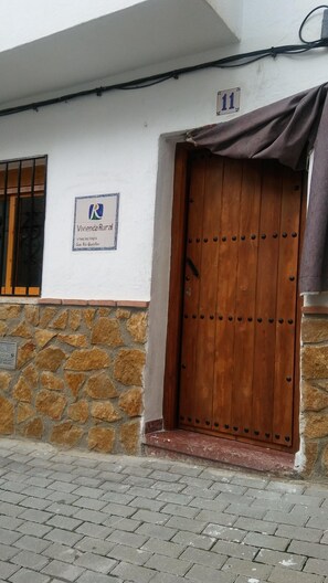 Entrée de l’hébergement