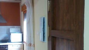 House, 3 Bedrooms, Smoking, Fireplace | Living area - Casa Rio Quentar Sierra Nevada (Quentar)