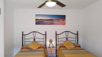 House, 3 Bedrooms, Smoking, Fireplace | 3 bedrooms, desk