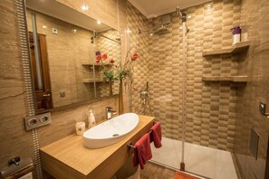 Bathroom - Beautiful, Comfortable House With Pool In Mallorca (Felanitx)