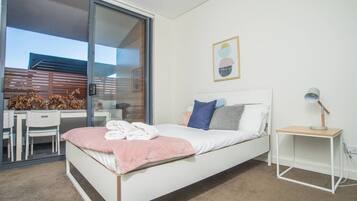 Apartment (1 Bedroom) | 1 bedroom, laptop workspace, iron/ironing board, bed sheets