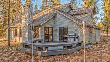 House, Multiple Beds (Towhee - Unit 5) | Terrace/patio