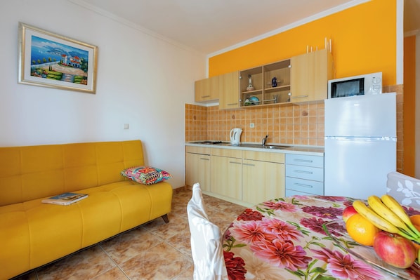 Apartment (A3) | Private kitchen