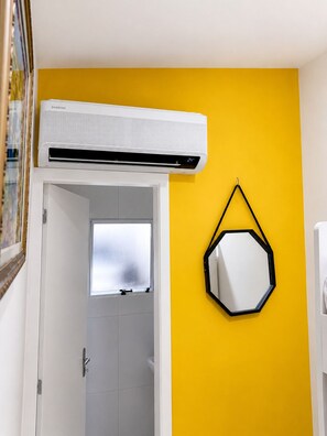 Suite Solteiro Duplo (6 ) com ar condicionado | 防过敏的被褥、特色装修、熨斗/熨板、免费 WiFi