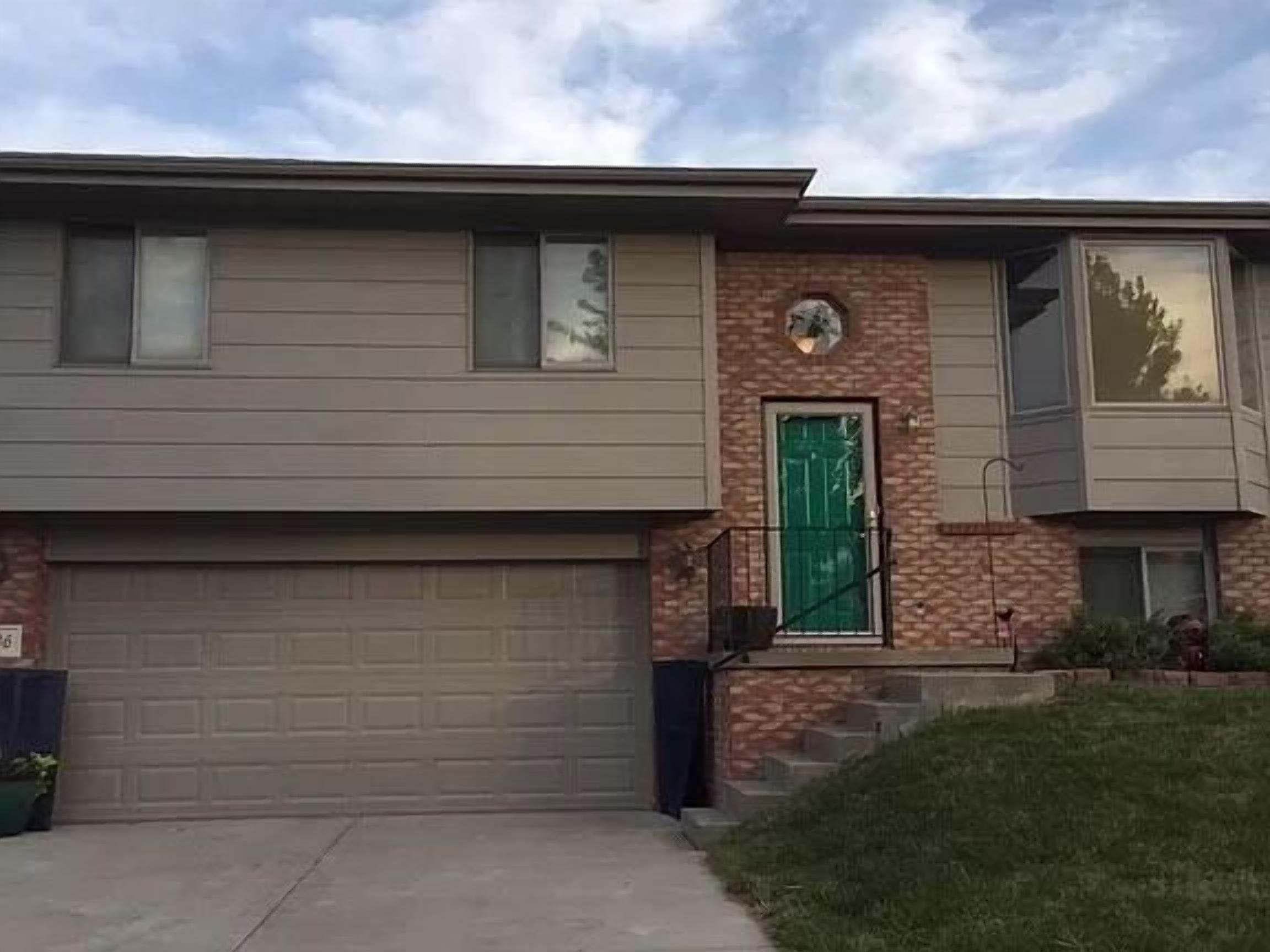 Beautiful 3BR home close to Memorial stadium and I-80