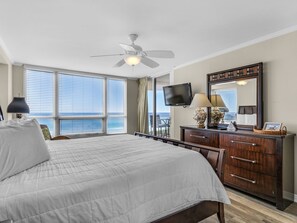 3 camere, una scrivania, ferro/asse da stiro, Wi-Fi gratuito