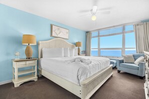 2 habitaciones, escritorio, tabla de planchar con plancha y wifi gratis 