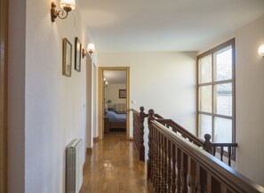 Chalet, 4 Schlafzimmer, Balkon, Gartenblick | Innenbereich