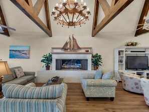 Een smart-tv en een dvd-speler