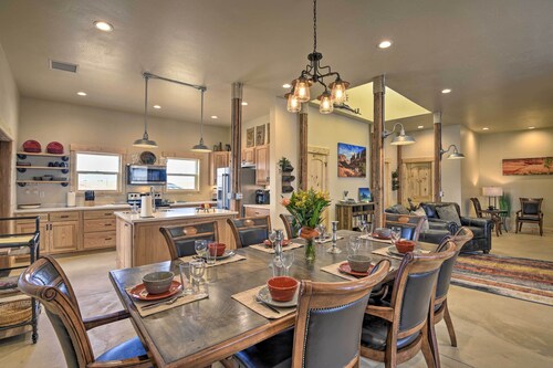 Unique Cortez Family Getaway w/ Mountain Views!