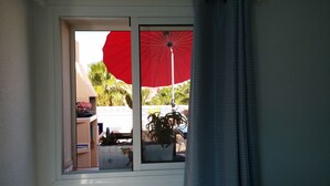 Appartement, 2 chambres, terrasse, vue jardin
