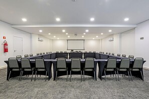 สถานที่จัดงานประชุม