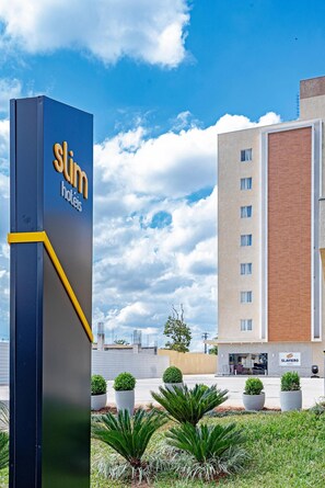 Exterior - Slim João Bettega (Curitiba)