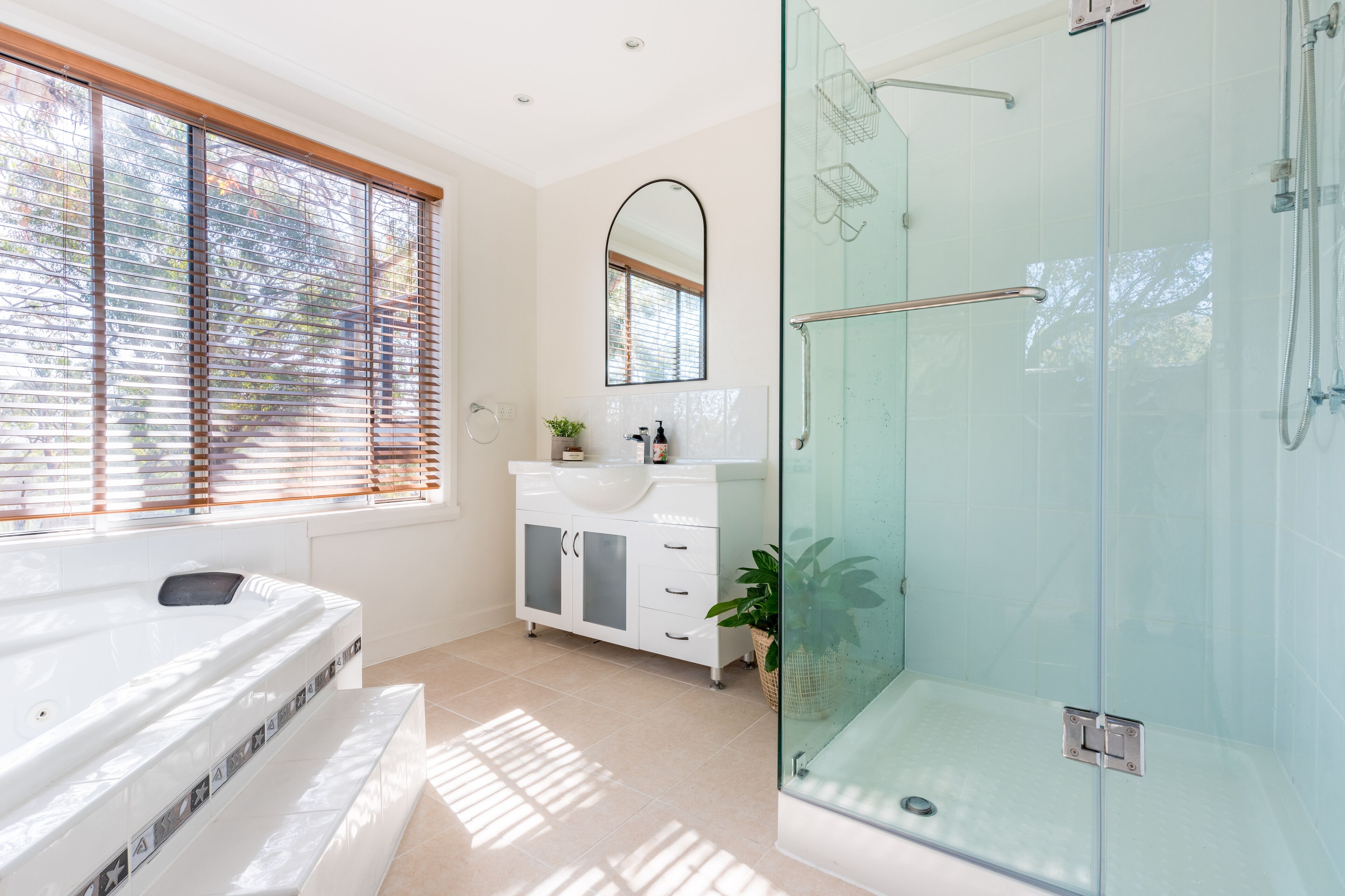 House, 1 Bedroom | Bathroom | Separate tub and shower, jetted tub, towels, soap