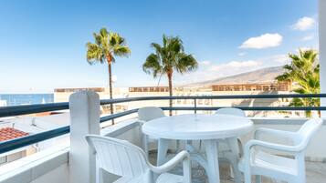 Apartament, 2 dormitoris, balcó, vistes a l'oceà | Servei de restauració a l'aire lliure