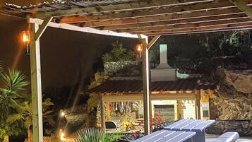 Villa, 5 Bedrooms, Accessible, Smoking | Terrace/patio