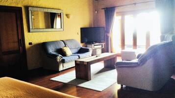 Villa, 5 Bedrooms, Accessible, Smoking | Ruang tamu