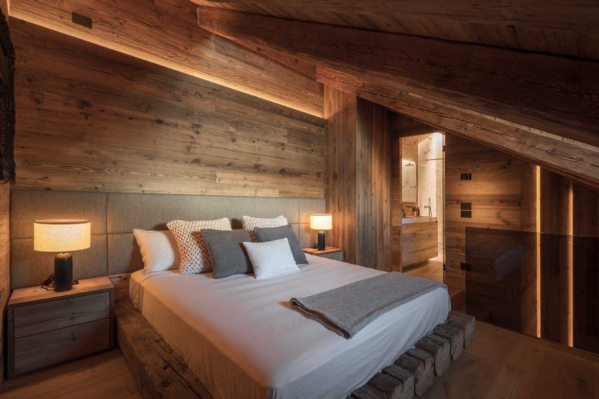 7 sovrum, skrivbord, ljudisolering och strykjärn/strykbräda